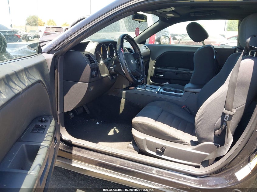 2010 Dodge Challenger VIN 2B3CJ4DVXAH103321 IAAI salvage auction — RIGHT FRONT, Salvage Certificate (California), sold $700 on 2026-08-14 (photo 5)