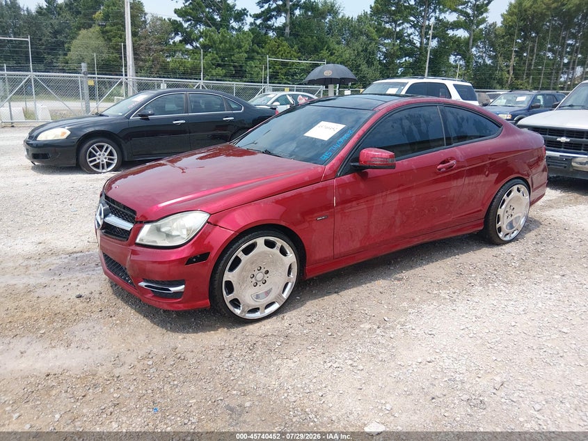 2012 Mercedes-benz C class VIN WDDGJ4HBXCF921612 IAAI salvage auction — NORMAL WEAR, Clear (Alabama), sold $25 on 2026-08-26 (photo 2)