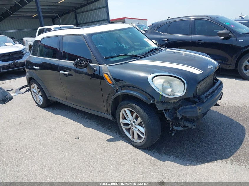 2012 Mini VIN WMWZC3C51CWL86157 IAAI salvage auction — LEFT FRONT, Salvage Title, sold $500 on 2026-08-20 (photo 1)