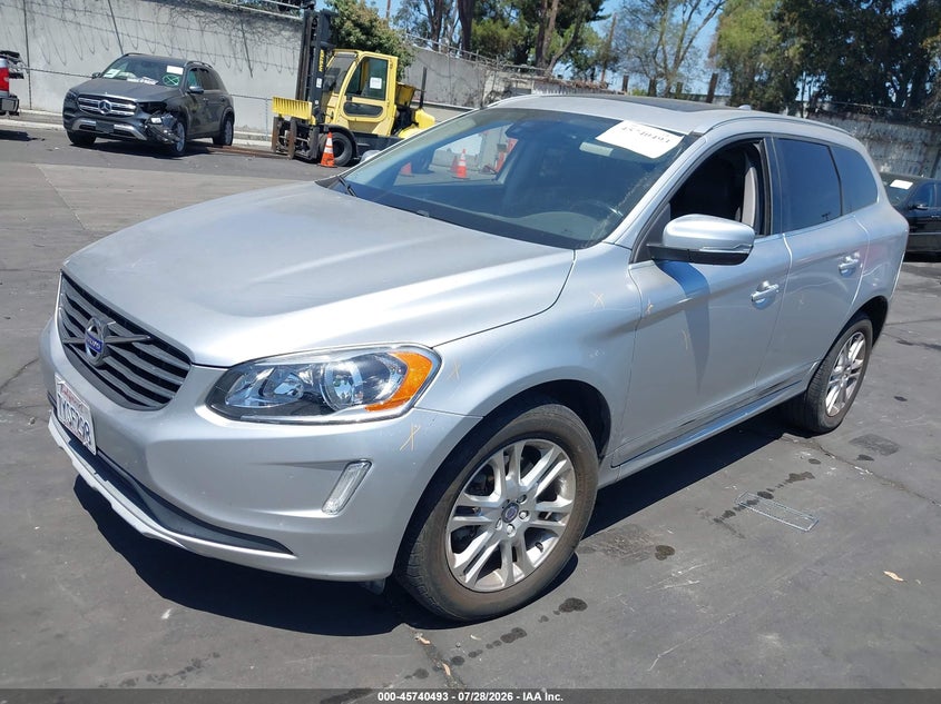 2016 Volvo Xc60 VIN YV4612RK3G2782880 IAAI salvage auction — VANDALISM, Salvage Certificate (California), sold $1,400 on 2026-08-05 (photo 2)