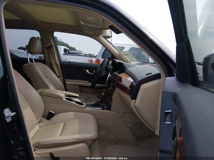 2010 Mercedes-benz Glk-class VIN WDCGG8HB4AF299337 IAAI salvage auction — RIGHT FRONT, Salvage (North Carolina), sold $1,525 on 2026-08-12 (photo 5)