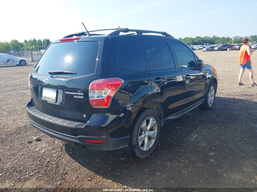 2014 Subaru Forester VIN JF2SJAGC2EH545901 IAAI salvage auction — REAR END, Salvage Title, sold $1,650 on 2026-08-20 (photo 4)