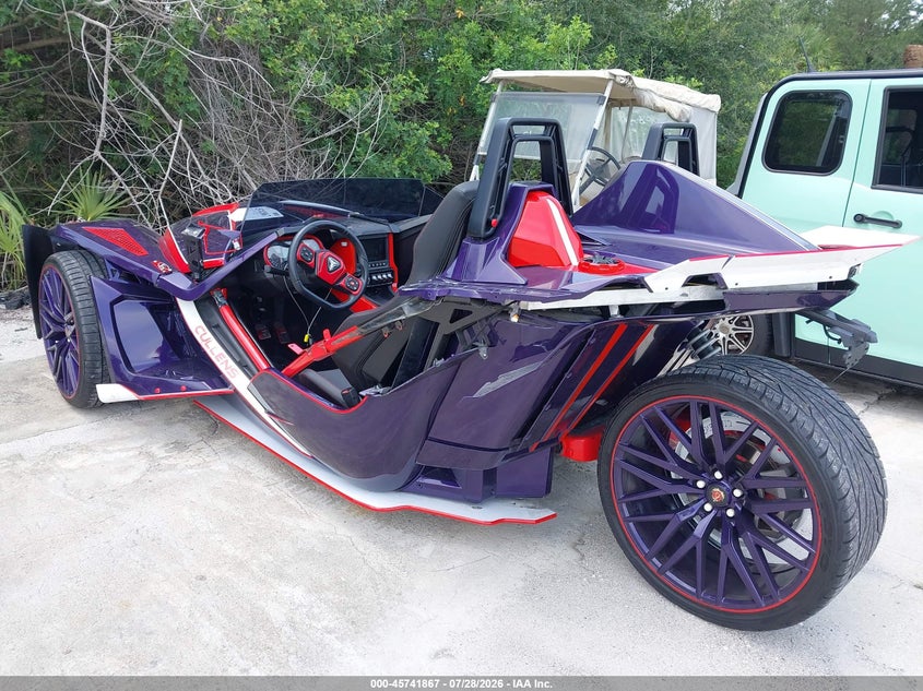 2020 Polaris Slingshot VIN 57XAARGB6L8138068 IAAI salvage auction — FRONT END, Wait Title, sold $4,050 on 2026-08-23 (photo 3)