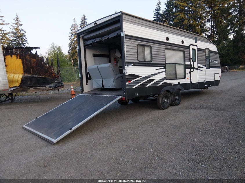 2020 Heartland Lithium 2414 VIN 5SFCB2923LE434926 IAAI salvage auction — SIDE, Salvage (Arizona), sold $8,200 on 2026-08-26 (photo 4)