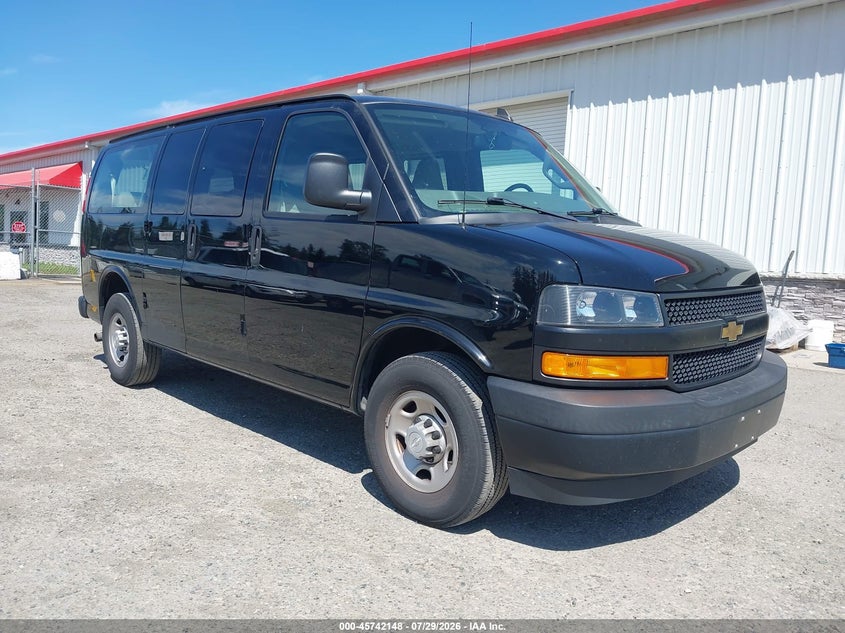 2018 Chevrolet Express 2500 VIN 1GAWGEFGXJ1288878 — IAAI salvage auction photo