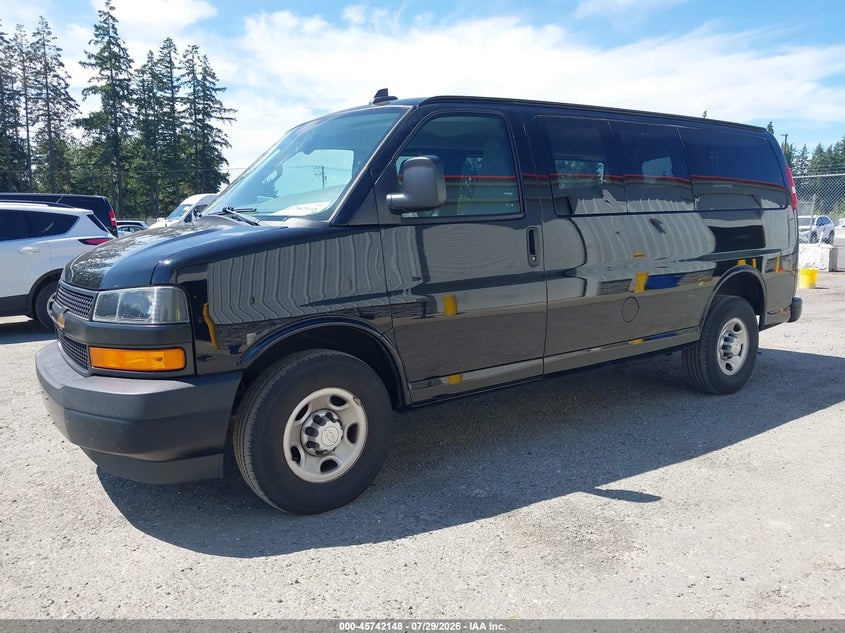 2018 Chevrolet Express 2500 VIN 1GAWGEFGXJ1288878 IAAI salvage auction — NORMAL WEAR, Sf97 (Washington), sold $15,000 on 2026-08-26 (photo 2)