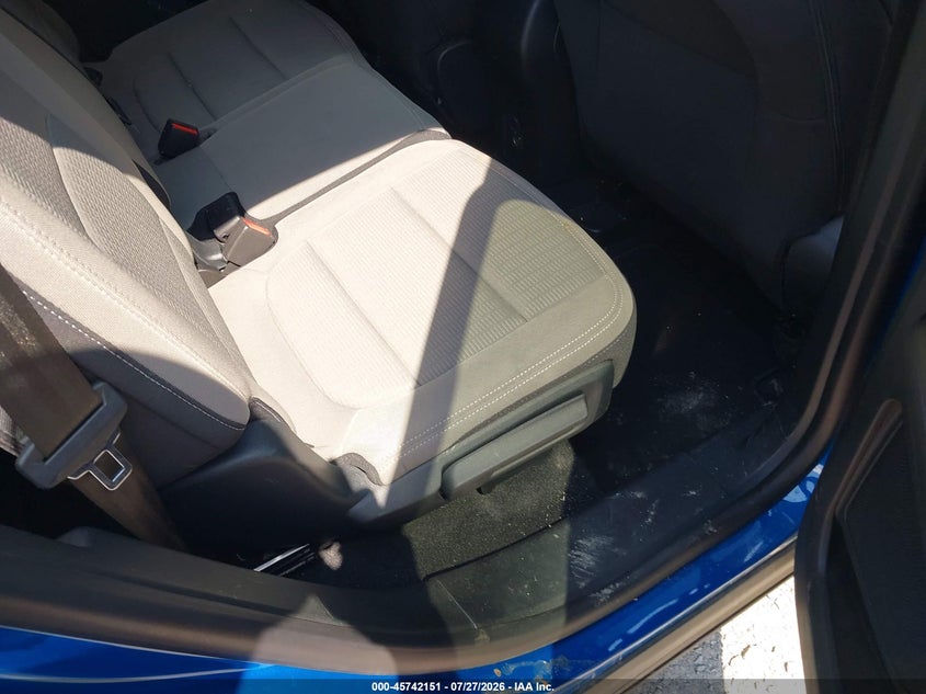 2021 Ford Escape VIN 1FMCU9F69MUA73878 IAAI salvage auction — NORMAL WEAR, Sf97 (New York), sold $8,400 on 2026-08-20 (photo 8)