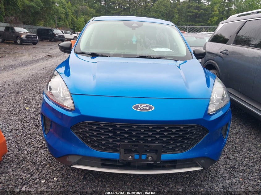 2021 Ford Escape VIN 1FMCU9F69MUA73878 IAAI salvage auction — NORMAL WEAR, Sf97 (New York), sold $8,400 on 2026-08-20 (photo 6)