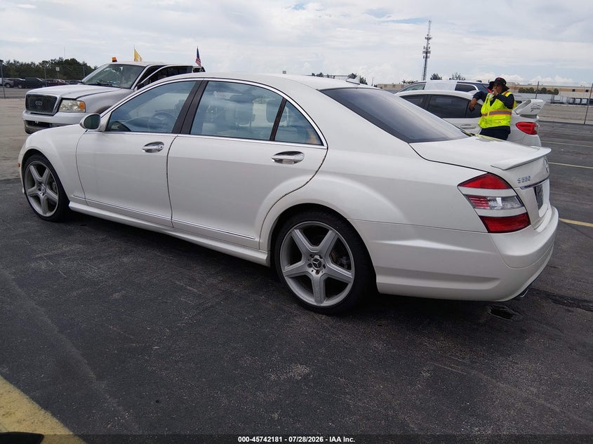2009 Mercedes-benz S class VIN WDDNG86X19A276494 IAAI salvage auction — WATER/FLOOD, Rebuildable (Florida), sold $1,550 on 2026-08-20 (photo 3)