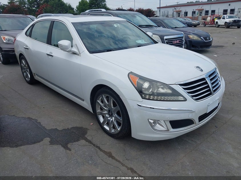 2013 Hyundai Equus VIN KMHGH4JH9DU063028 IAAI salvage auction — NORMAL WEAR, Clear-Dealer Only (North Carolina), sold $900 on 2026-08-23 (photo 1)