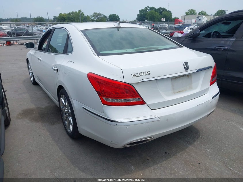 2013 Hyundai Equus VIN KMHGH4JH9DU063028 IAAI salvage auction — NORMAL WEAR, Clear-Dealer Only (North Carolina), sold $900 on 2026-08-23 (photo 3)