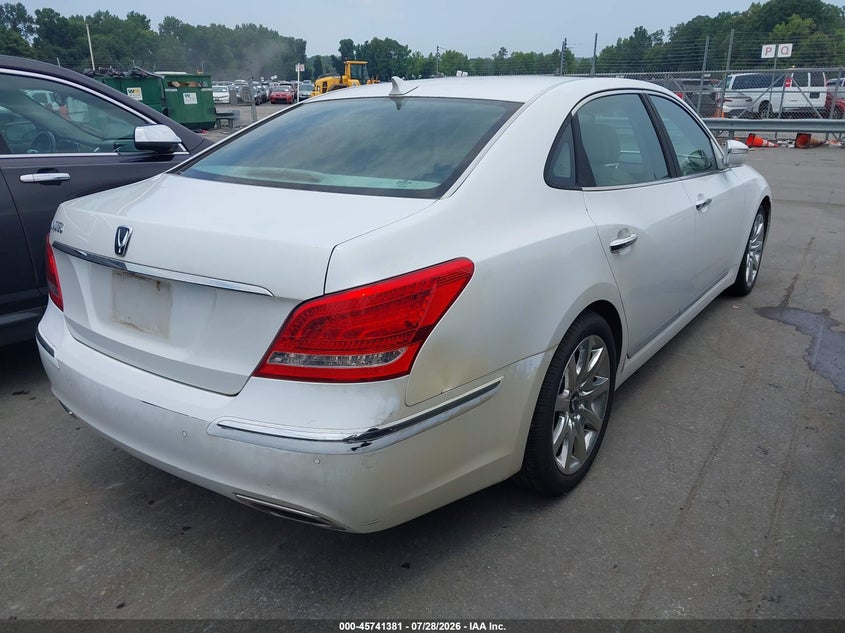 2013 Hyundai Equus VIN KMHGH4JH9DU063028 IAAI salvage auction — NORMAL WEAR, Clear-Dealer Only (North Carolina), sold $900 on 2026-08-23 (photo 4)
