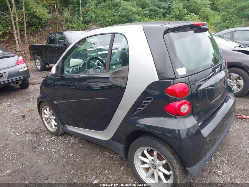 2008 Smart Fortwo VIN WMEEJ31X98K137066 IAAI salvage auction — NORMAL WEAR, Clear (Rhode Island), sold $525 on 2026-08-11 (photo 6)