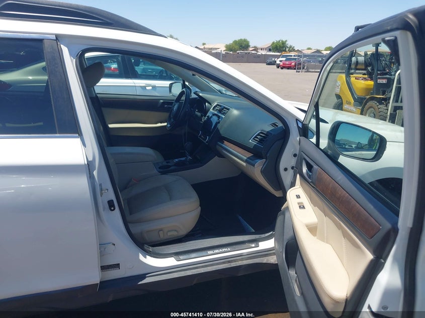 2019 Subaru Outback VIN 4S4BSANC6K3263425 IAAI salvage auction — WATER/FLOOD, Non-Repairable (Arizona), sold $25 on 2026-09-10 (photo 5)