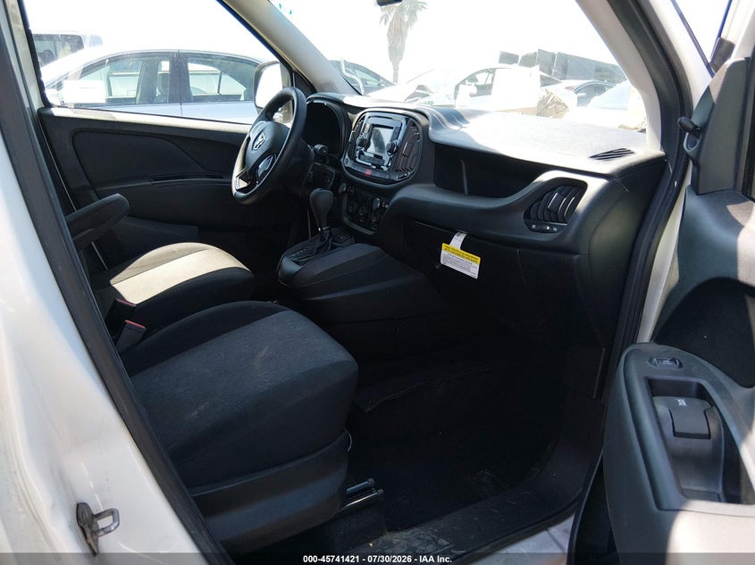 2022 Ram Promaster city VIN ZFBHRFAB0N6W17532 IAAI salvage auction — NORMAL WEAR, Salvage Title, sold $5,500 on 2026-08-12 (photo 5)