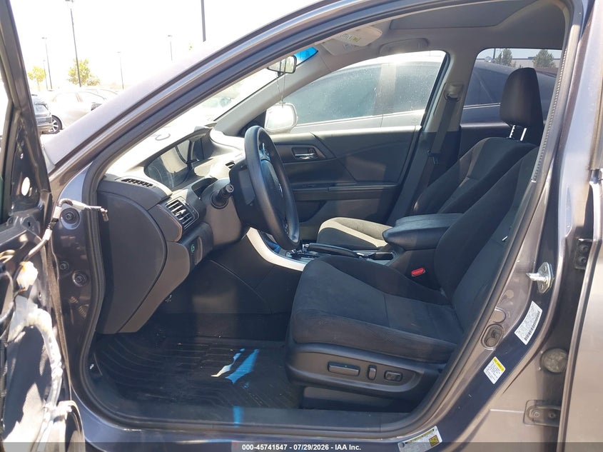 2013 Honda Accord VIN 1HGCR2F70DA186286 IAAI salvage auction — LEFT FRONT, Wait Title, sold $1,200 on 2026-08-24 (photo 5)