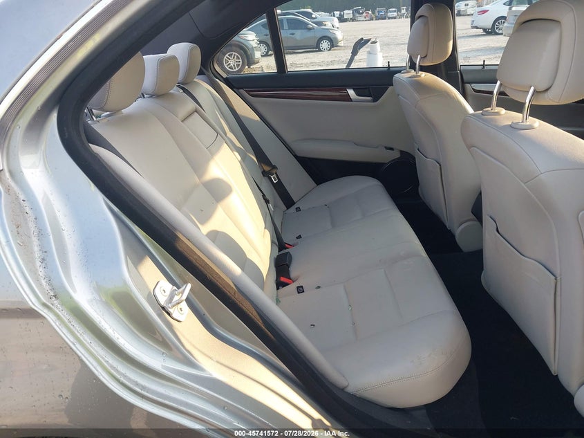 2013 Mercedes-benz C class VIN WDDGF8AB5DR283840 IAAI salvage auction — STORM DAMAGE, Repossession Paperwork (Georgia), sold $1,250 on 2026-08-04 (photo 8)