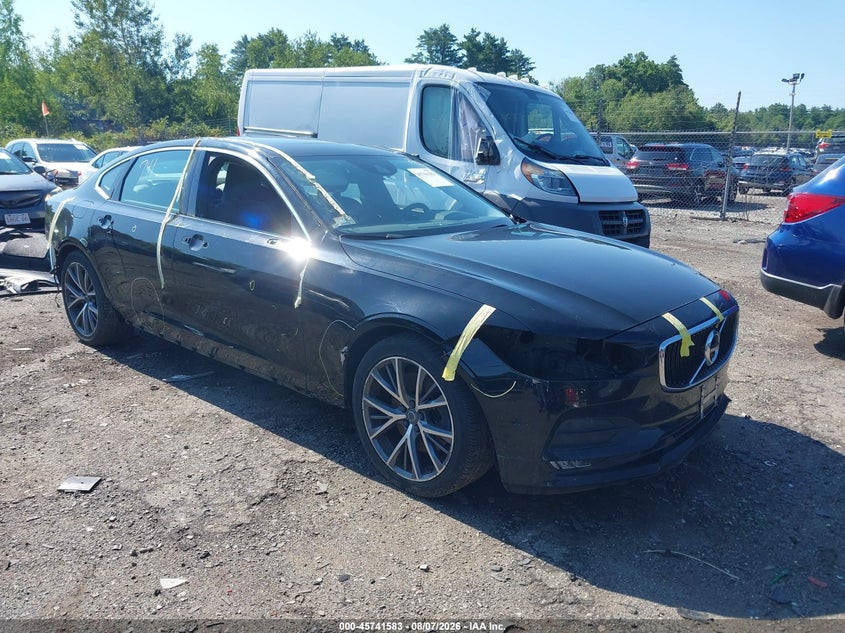 2018 Volvo S90 VIN LVY992MK1JP036639 IAAI salvage auction — FRONT & REAR, Salvage (Massachusetts), sold $3,750 on 2026-09-01 (photo 1)