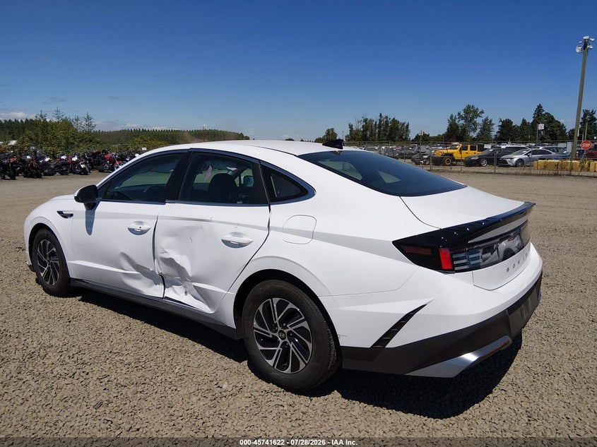 2026 Hyundai Sonata VIN KMHL24JJXTA168423 IAAI salvage auction — NORMAL WEAR, Enterprise Vehicles Clear Only (Oregon), sold $9,500 on 2026-08-01 (photo 3)