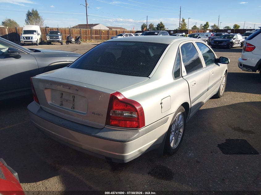 2001 Volvo S80 VIN YV1TS94D611162150 IAAI salvage auction — NORMAL WEAR, Clear (Colorado), sold $250 on 2026-08-04 (photo 4)