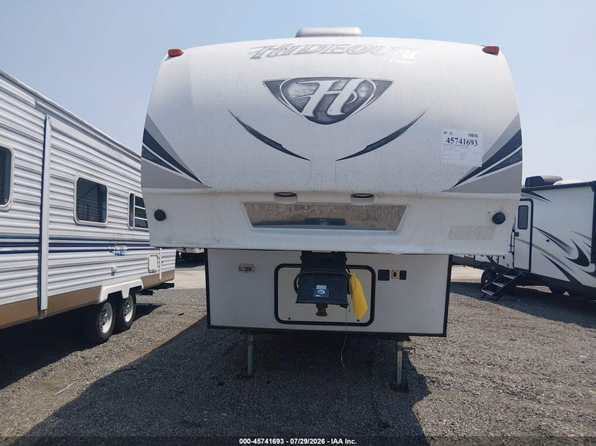 2016 Keystone Travel trailer VIN 4YDF31528G7208157 IAAI salvage auction — WATER/FLOOD, Salvage (Missouri), sold $1,700 on 2026-09-16 (photo 6)
