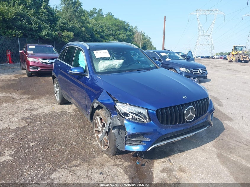 2018 Mercedes-benz Glc VIN WDC0G4KB8JV051567 IAAI salvage auction — RIGHT FRONT, Salvage (Pennsylvania), sold $7,600 on 2026-08-12 (photo 1)