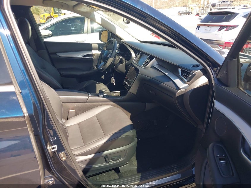 2019 Infiniti Qx50 VIN 3PCAJ5M10KF121908 IAAI salvage auction — REAR END, Salvage Title, sold $4,450 on 2026-08-27 (photo 5)