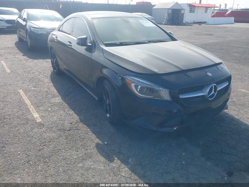 2014 Mercedes-benz Cla-klasse VIN WDDSJ4EB8EN035148 IAAI salvage auction — ENGINE DAMAGE, Wait Title, sold $1,250 on 2026-08-10 (photo 1)