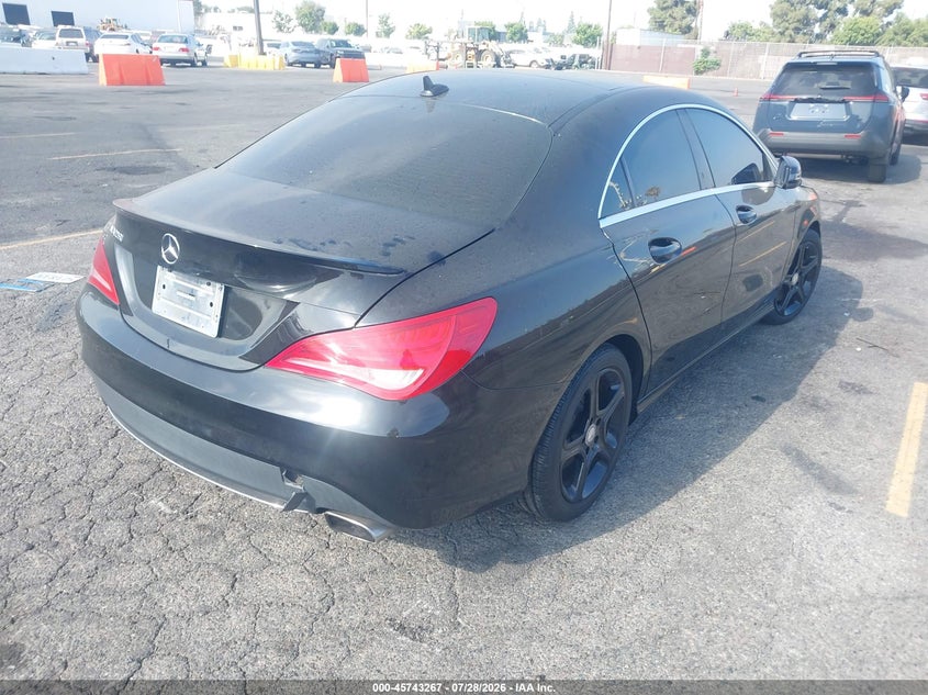 2014 Mercedes-benz Cla-klasse VIN WDDSJ4EB8EN035148 IAAI salvage auction — ENGINE DAMAGE, Wait Title, sold $1,250 on 2026-08-10 (photo 4)