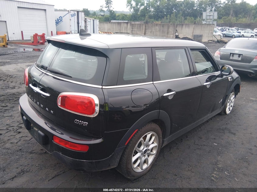 2017 Mini Clubman VIN WMWLU1C57H2C41715 IAAI salvage auction — RIGHT FRONT, Salvage Title, sold $1,750 on 2026-08-13 (photo 4)