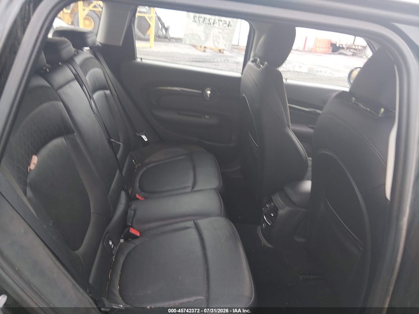 2017 Mini Clubman VIN WMWLU1C57H2C41715 IAAI salvage auction — RIGHT FRONT, Salvage Title, sold $1,750 on 2026-08-13 (photo 8)