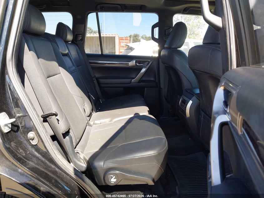 2020 Lexus Gx VIN JTJAM7BX2L5265227 IAAI salvage auction — LEFT SIDE, Salvage Title, sold $25,725 on 2026-09-09 (photo 8)