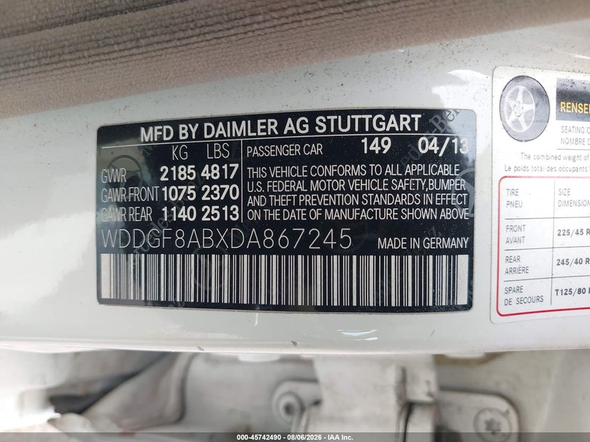 2013 Mercedes-benz C-klasse VIN WDDGF8ABXDA867245 IAAI salvage auction — SIDE, Wait Title, sold $1,300 on 2026-08-14 (photo 9)