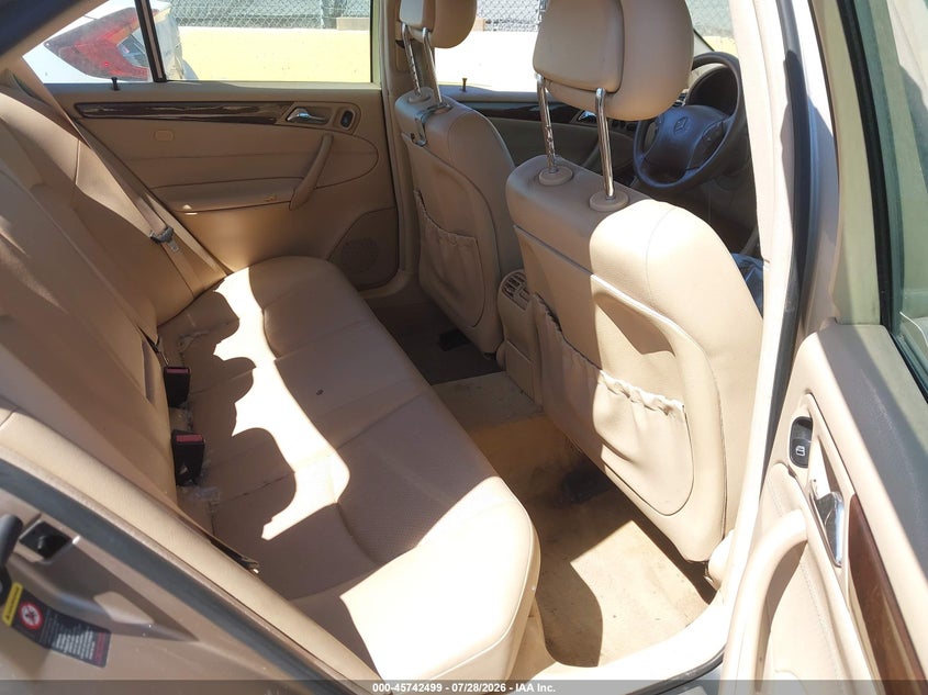 2001 Mercedes-benz C class VIN WDBRF64J21F072990 IAAI salvage auction — REAR END, Salvage (California), sold $200 on 2026-08-20 (photo 8)