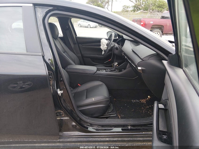 2024 Mazda 3 VIN 3MZBPABM9RM434077 IAAI salvage auction — FRONT END, Salvage (Nebraska), sold $3,775 on 2026-08-23 (photo 5)