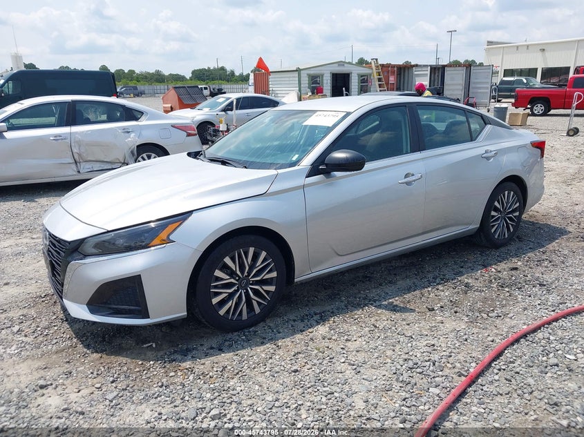 2024 Nissan Altima VIN 1N4BL4DV8RN410256 IAAI salvage auction — RIGHT SIDE, Enterprise Vehicles Clear Only (Connecticut), sold $9,300 on 2026-08-03 (photo 2)
