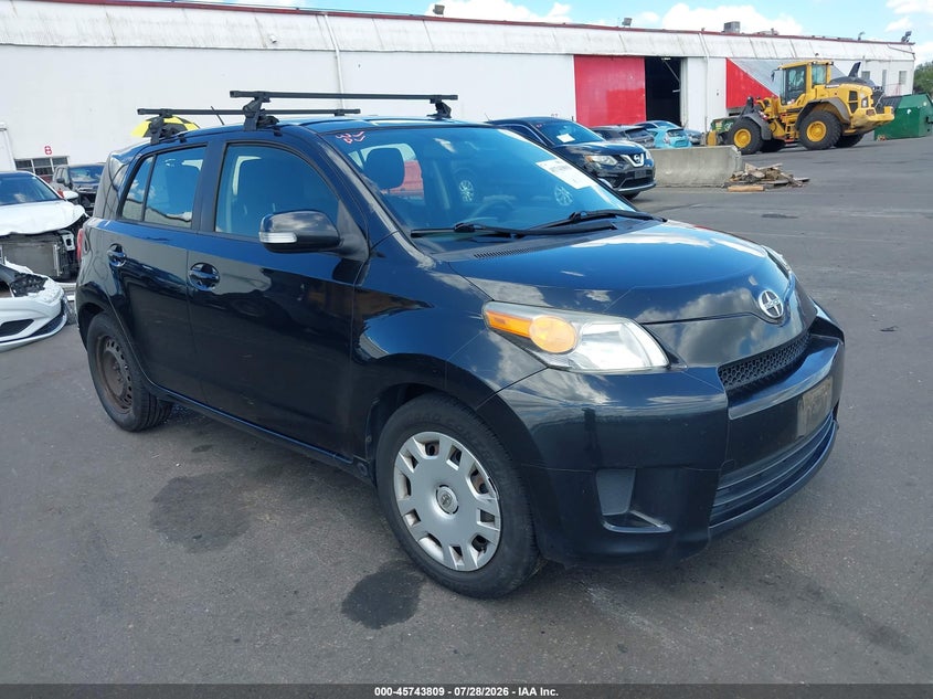 2014 Scion Xd VIN JTKKUPB41E1039339 IAAI salvage auction — LEFT FRONT, Salvage (Oregon), sold $1,725 on 2026-10-08 (photo 1)