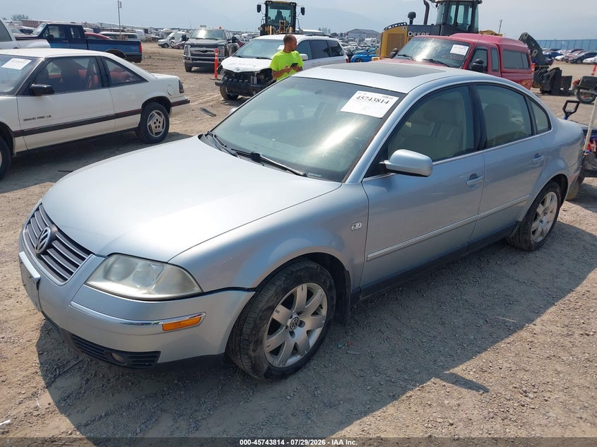 2001 Volkswagen Passat VIN WVWRH63B21P133609 IAAI salvage auction — NORMAL WEAR, Clear (Montana), sold $125 on 2026-08-05 (photo 2)