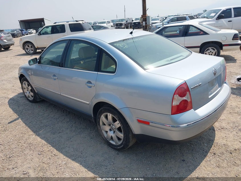 2001 Volkswagen Passat VIN WVWRH63B21P133609 IAAI salvage auction — NORMAL WEAR, Clear (Montana), sold $125 on 2026-08-05 (photo 3)
