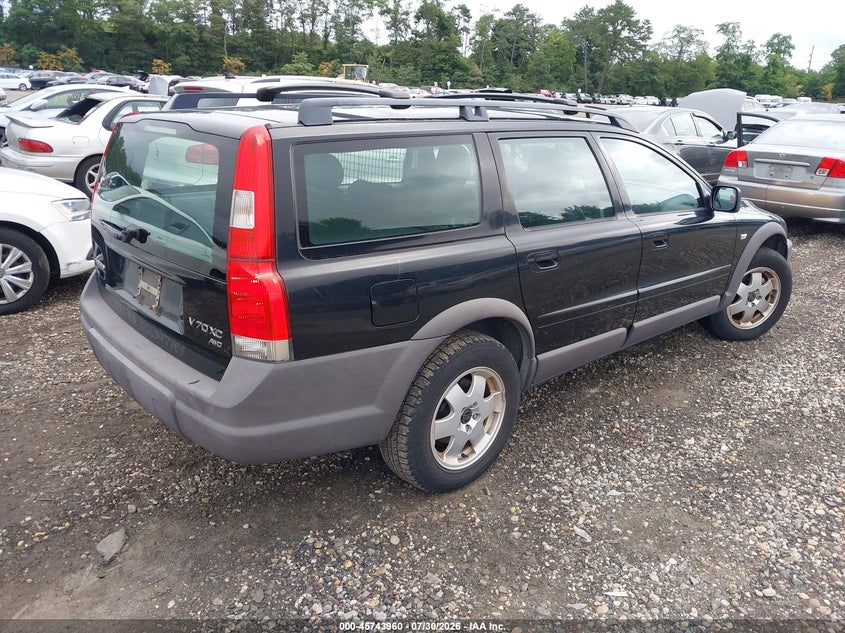 2002 Volvo V70 VIN YV1SV58D521070426 IAAI salvage auction — FRONT END, Clear (New York), sold $425 on 2026-08-11 (photo 4)