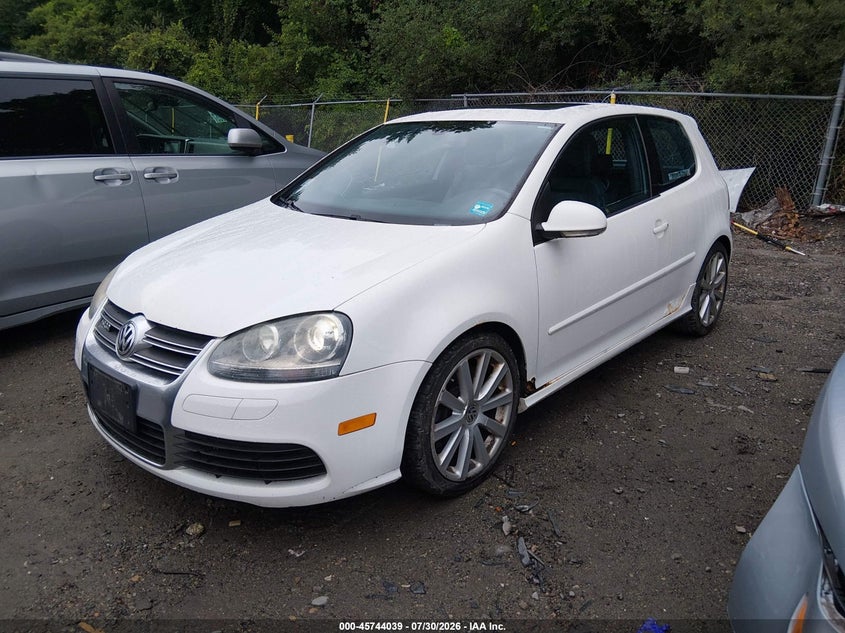 2008 Volkswagen R32 VIN WVWKC71KX8W175888 IAAI salvage auction — NORMAL WEAR, Clear (Massachusetts), sold $1,100 on 2026-08-04 (photo 2)