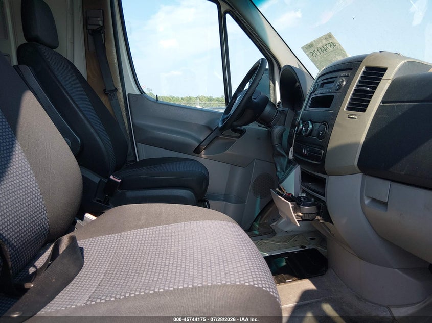 2007 Dodge Sprinter VIN WD0PE746375137090 IAAI salvage auction — NORMAL WEAR, Clear (Georgia), sold $200 on 2026-07-31 (photo 5)