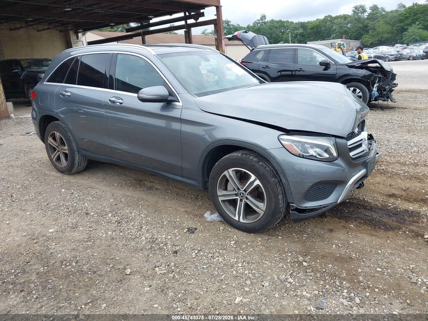 2019 Mercedes-benz Glc VIN WDC0G4KB1KV117832 IAAI salvage auction — FRONT END, Wait Title, sold $5,600 on 2026-08-14 (photo 1)