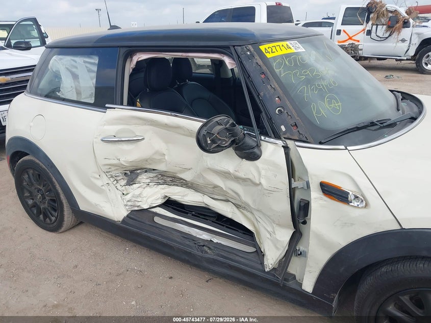 2016 Mini Hard top VIN WMWXP5C53GT739366 IAAI salvage auction — RIGHT FRONT, Salvage (Idaho), sold $650 on 2026-08-08 (photo 6)