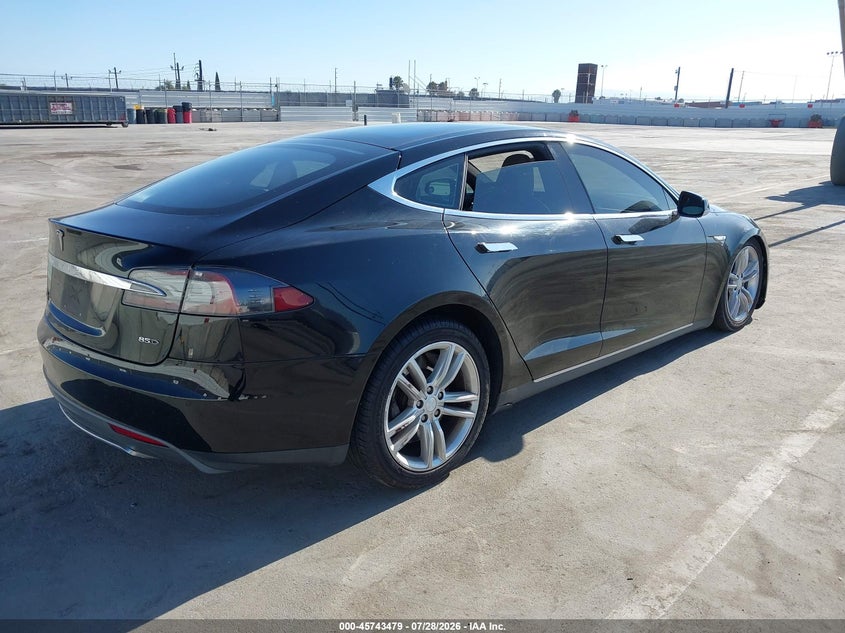 2015 Tesla Model s VIN 5YJSA1H11FFP79122 IAAI salvage auction — SUSPENSION, Salvage Title, sold $2,150 on 2026-08-23 (photo 4)