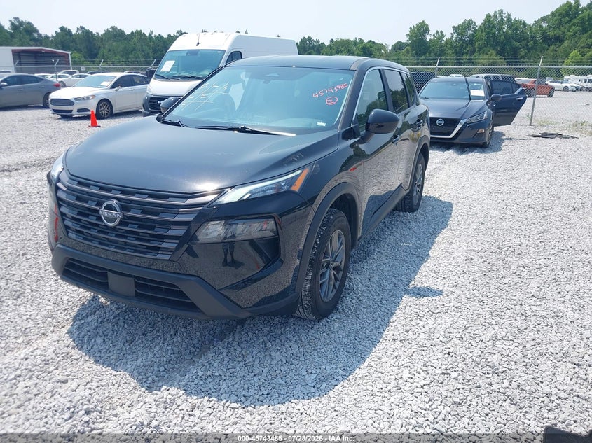 2026 Nissan Rogue VIN 5N1BT3BA5TC768255 IAAI salvage auction — RIGHT SIDE, Clear (Florida), sold $15,200 on 2026-08-01 (photo 2)