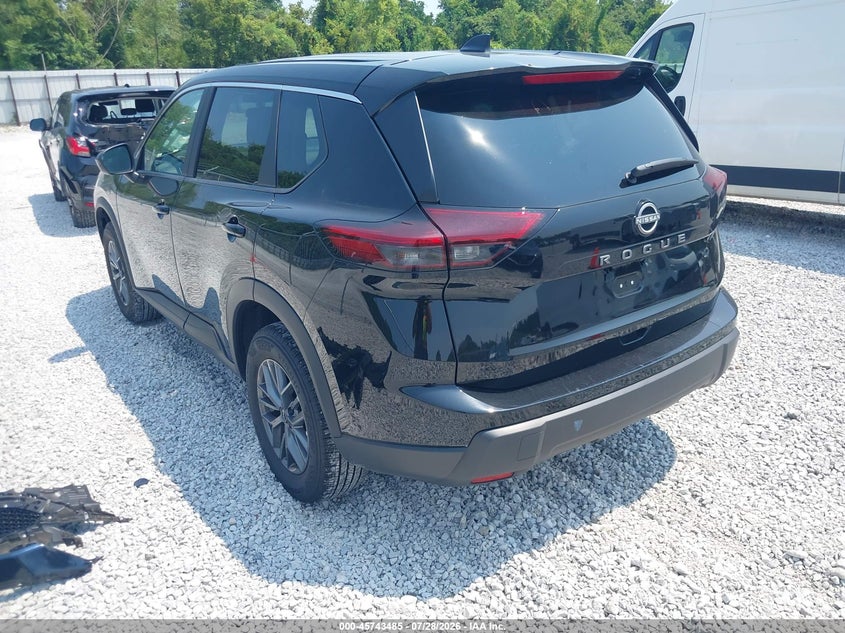 2026 Nissan Rogue VIN 5N1BT3BA5TC768255 IAAI salvage auction — RIGHT SIDE, Clear (Florida), sold $15,200 on 2026-08-01 (photo 3)