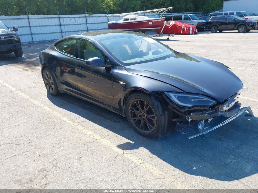 2024 Tesla Model s VIN 5YJSA1E5XRF536260 — IAAI salvage auction photo
