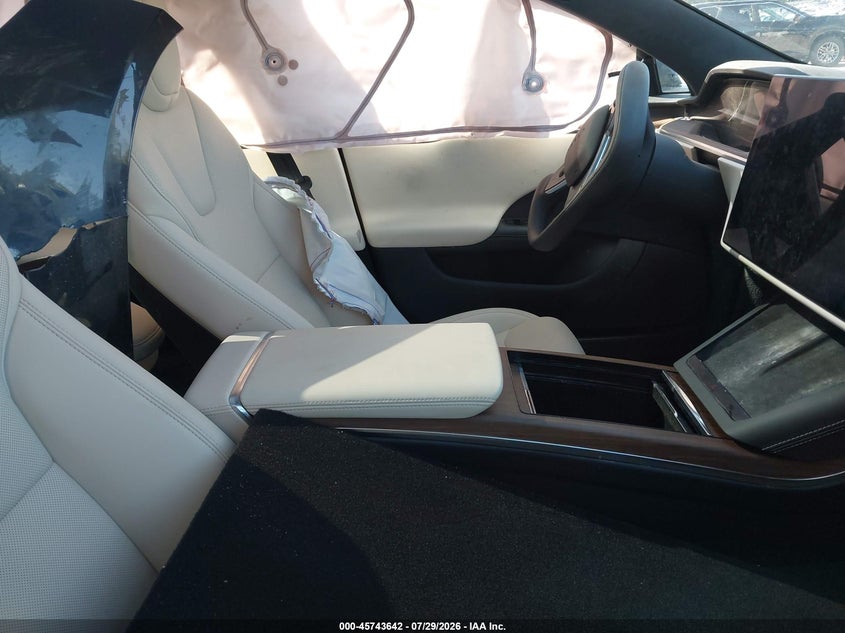 2024 Tesla Model s VIN 5YJSA1E5XRF536260 IAAI salvage auction — FRONT END, Clear (Michigan), sold $23,250 on 2026-09-03 (photo 5)
