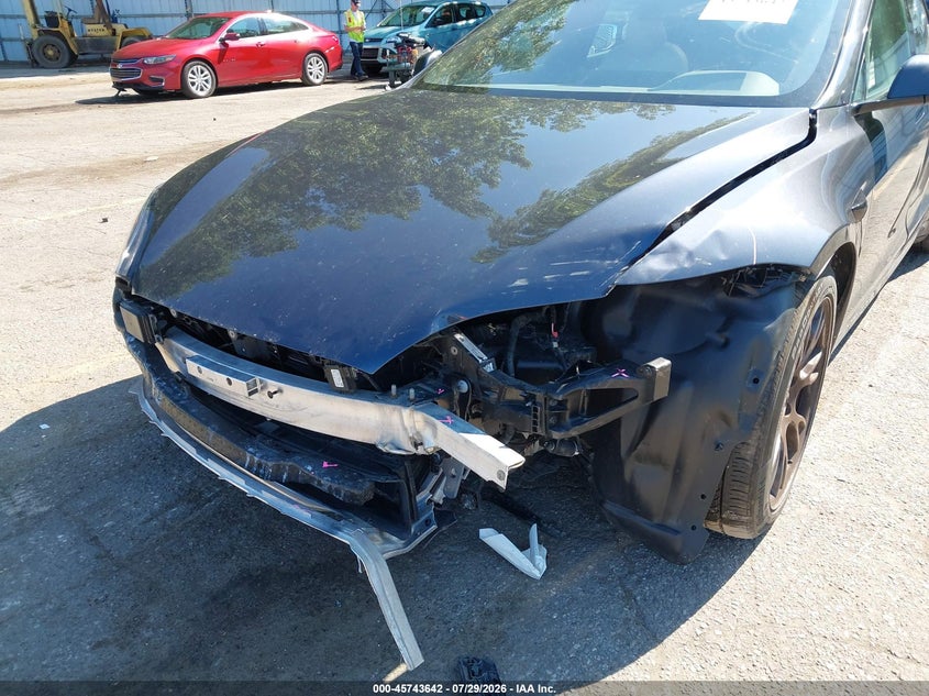 2024 Tesla Model s VIN 5YJSA1E5XRF536260 IAAI salvage auction — FRONT END, Clear (Michigan), sold $23,250 on 2026-09-03 (photo 6)